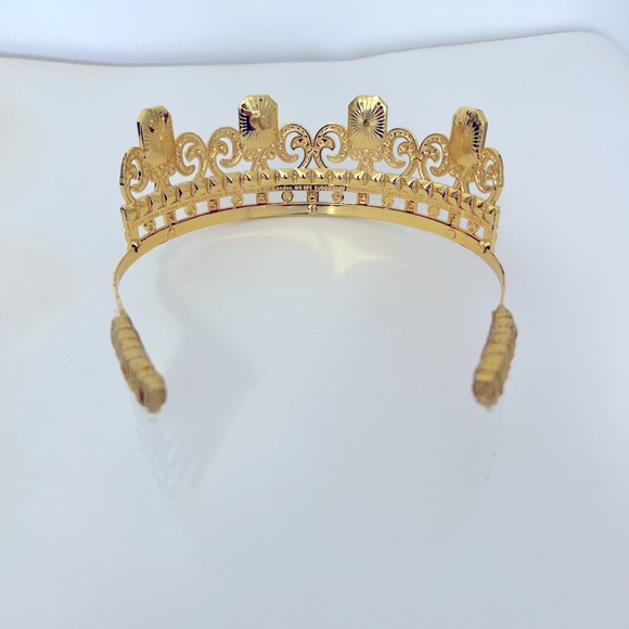 New Girls Disney Cinderella Gold Colored Tiara with Blue Jewels Metal Crown - Picture 10 of 15